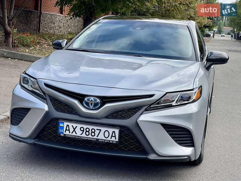 Седан Toyota Camry 2020 в Киеве фото 4 Седан Toyota Camry 2020 в Киеве