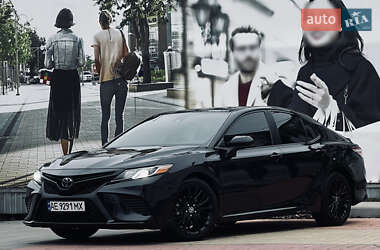Седан Toyota Camry 2020 в Одессе