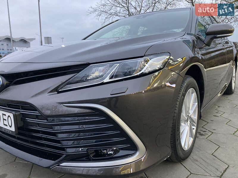 Седан Toyota Camry 2023 в Одессе