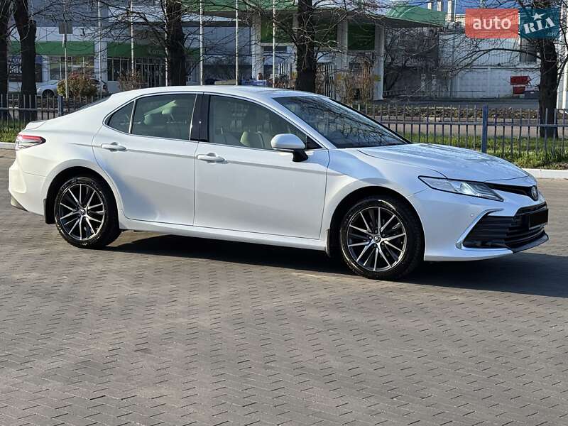 Седан Toyota Camry 2021 в Одесі