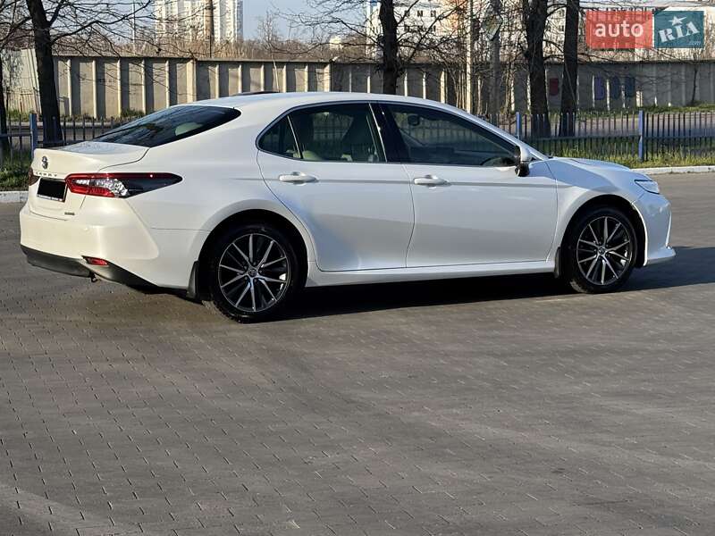 Седан Toyota Camry 2021 в Одесі