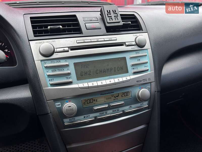 Седан Toyota Camry 2008 в Києві