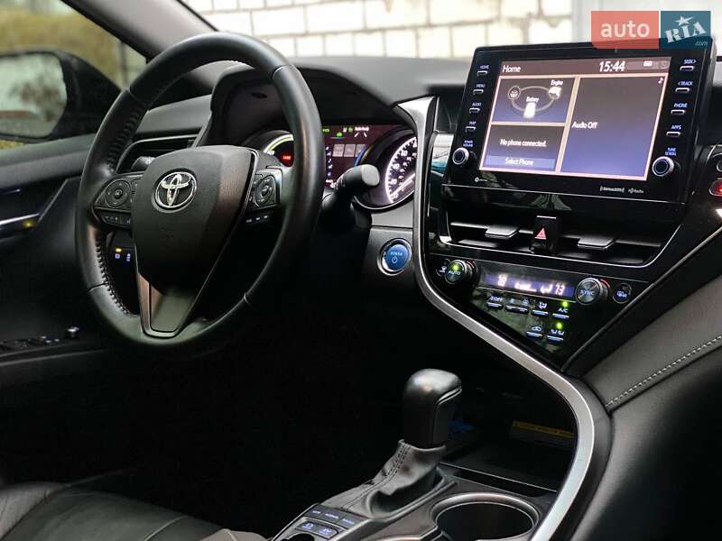 Седан Toyota Camry 2020 в Киеве фото 60 Седан Toyota Camry 2020 в Киеве