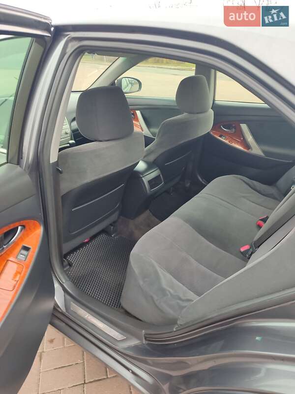 Седан Toyota Camry 2011 в Києві