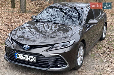Седан Toyota Camry 2021 в Києві
