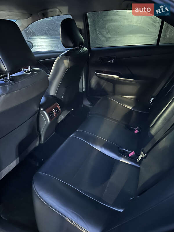 Седан Toyota Camry 2011 в Киеве