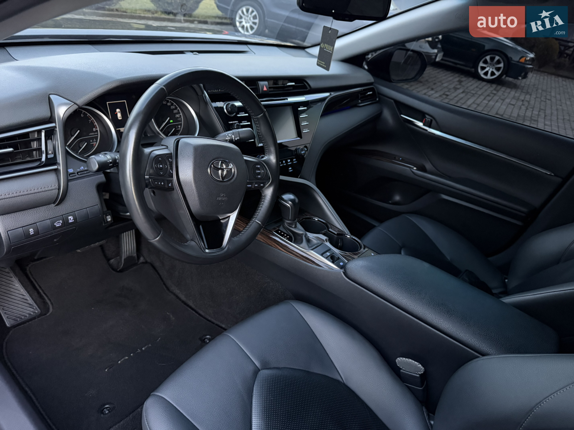 2019 Toyota Camry - мініатюра 11