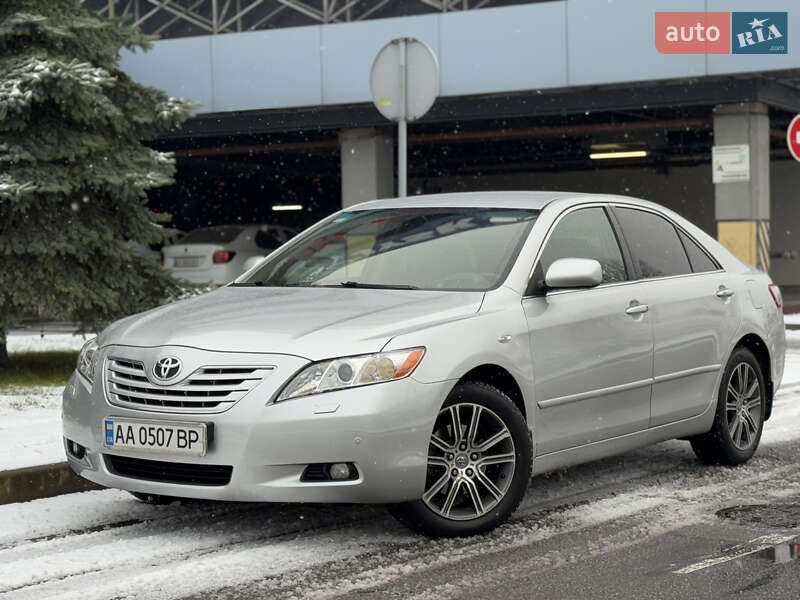 Toyota Camry 2008