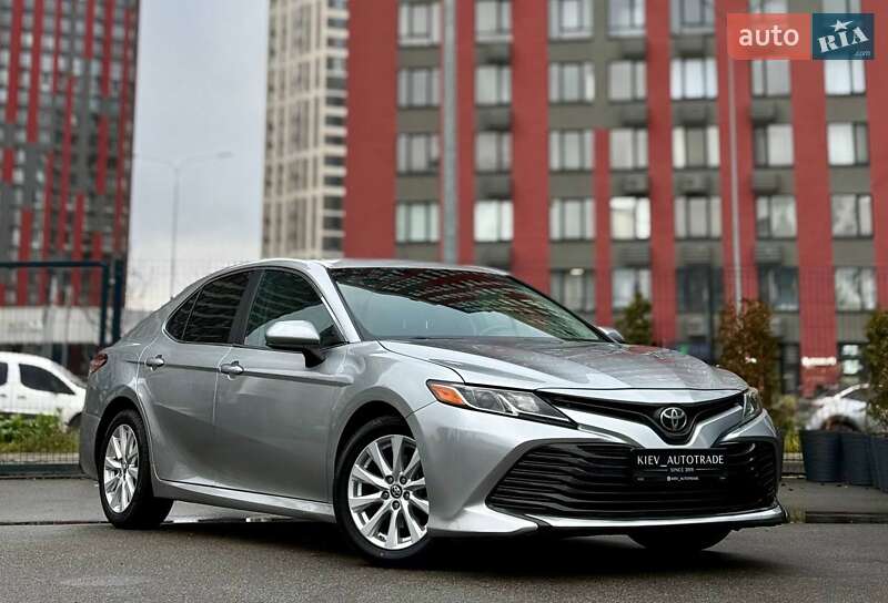 Toyota Camry 2017