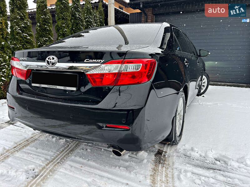 Седан Toyota Camry 2011 в Киеве фото 82 Седан Toyota Camry 2011 в Киеве