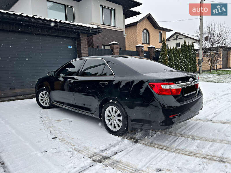Седан Toyota Camry 2011 в Киеве фото 81 Седан Toyota Camry 2011 в Киеве