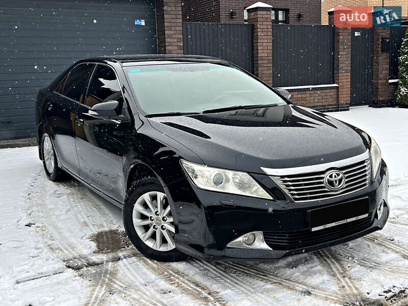 Седан Toyota Camry 2011 в Киеве фото 102 Седан Toyota Camry 2011 в Киеве