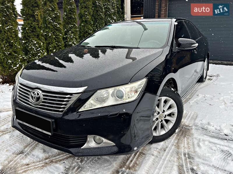Седан Toyota Camry 2011 в Киеве фото 71 Седан Toyota Camry 2011 в Киеве