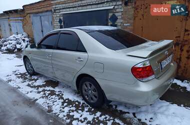Седан Toyota Camry 2005 в Кропивницком