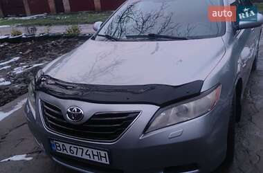 Седан Toyota Camry 2006 в Кропивницком