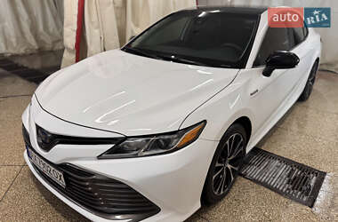 Седан Toyota Camry 2019 в Харкові