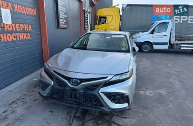 Седан Toyota Camry 2022 в Львове