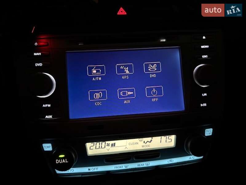 Седан Toyota Camry 2008 в Києві