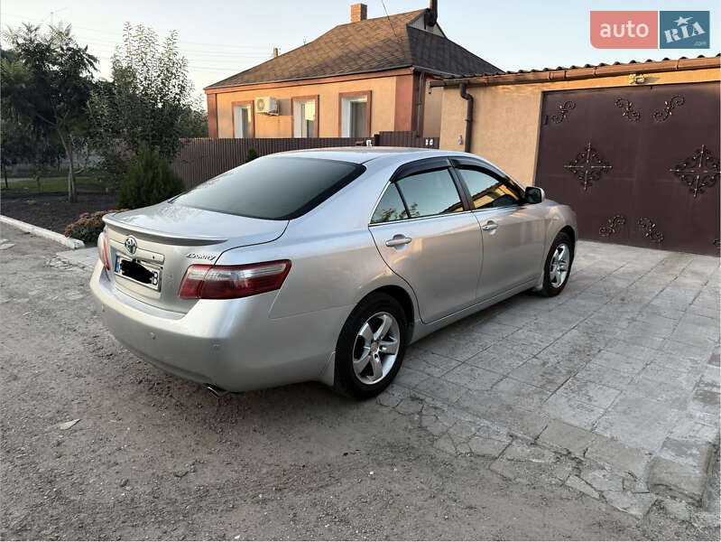Седан Toyota Camry 2006 в Харкові