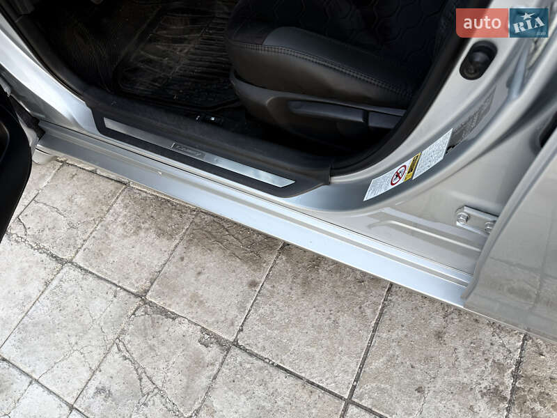 Седан Toyota Camry 2006 в Харкові