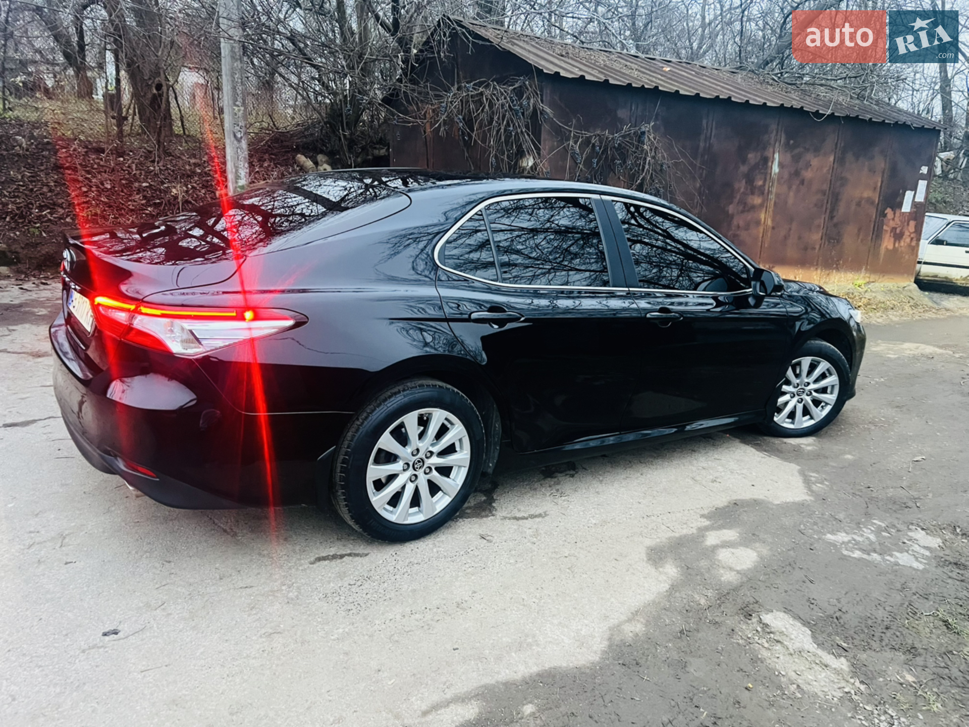 2017 Toyota Camry - фото 1