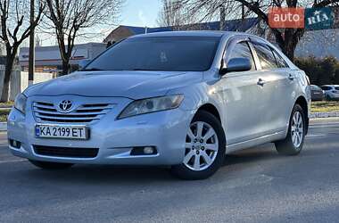 Седан Toyota Camry 2006 в Києві