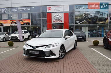 Седан Toyota Camry 2023 в Житомирі