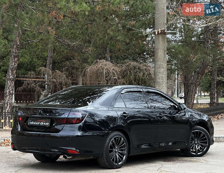 Седан Toyota Camry 2014 в Миколаєві