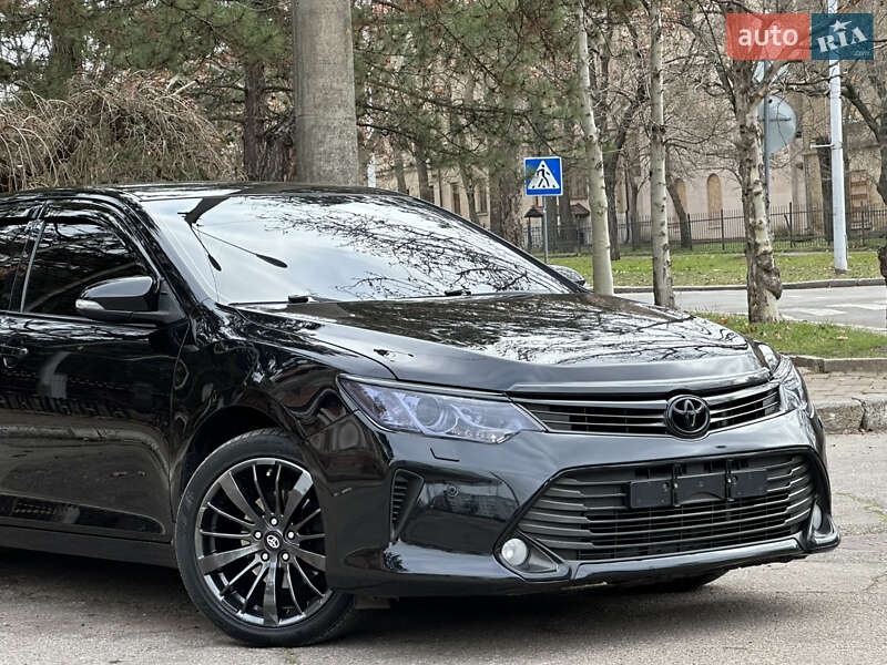 Седан Toyota Camry 2014 в Миколаєві