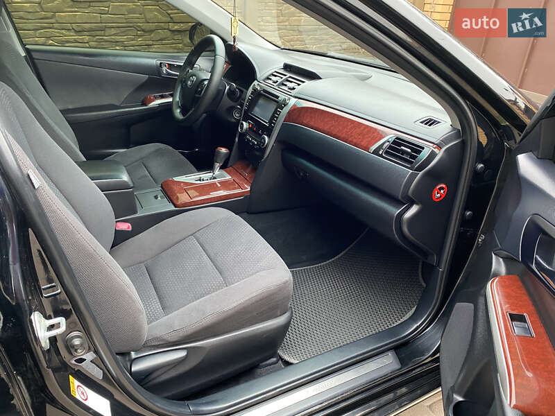 Седан Toyota Camry 2012 в Чернигове фото 44 Седан Toyota Camry 2012 в Чернигове