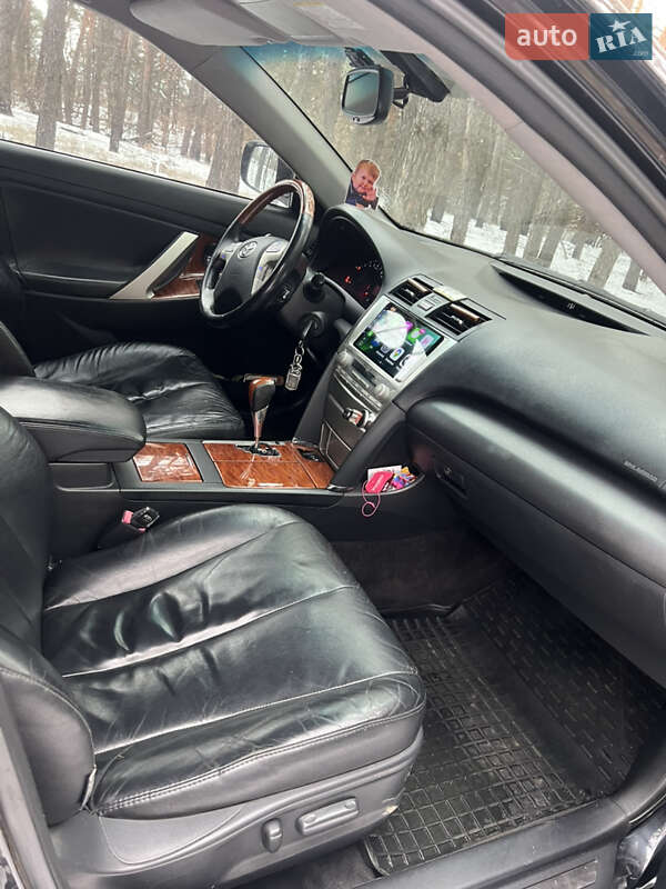 Седан Toyota Camry 2008 в Магдалинівці