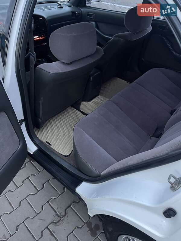 Седан Toyota Camry 1993 в Ізмаїлі