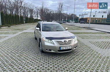 Седан Toyota Camry 2008 в Харькове