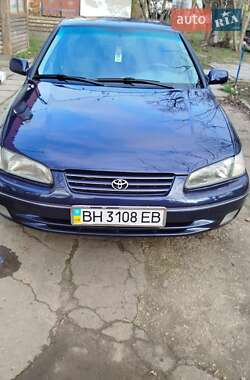 Седан Toyota Camry 1996 в Одессе