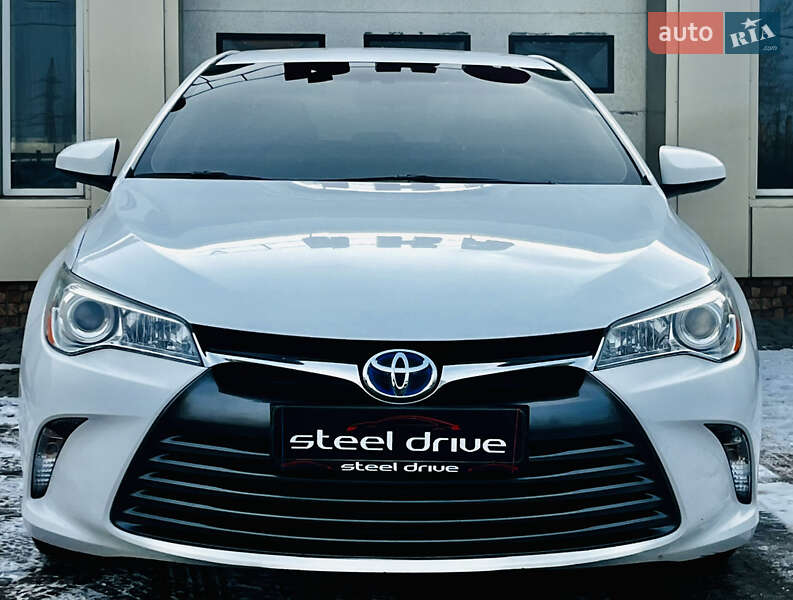 Седан Toyota Camry 2016 в Миколаєві