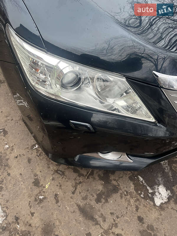 Седан Toyota Camry 2012 в Ильинцах