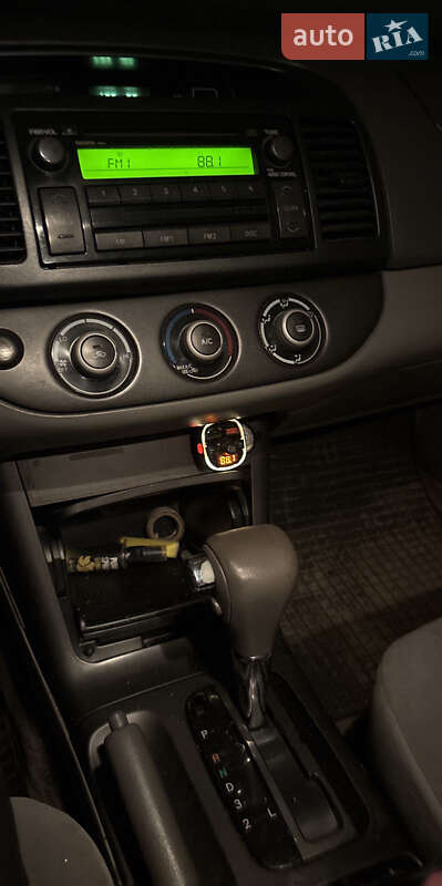 Седан Toyota Camry 2005 в Ізюмі фото 4 Седан Toyota Camry 2005 в Ізюмі