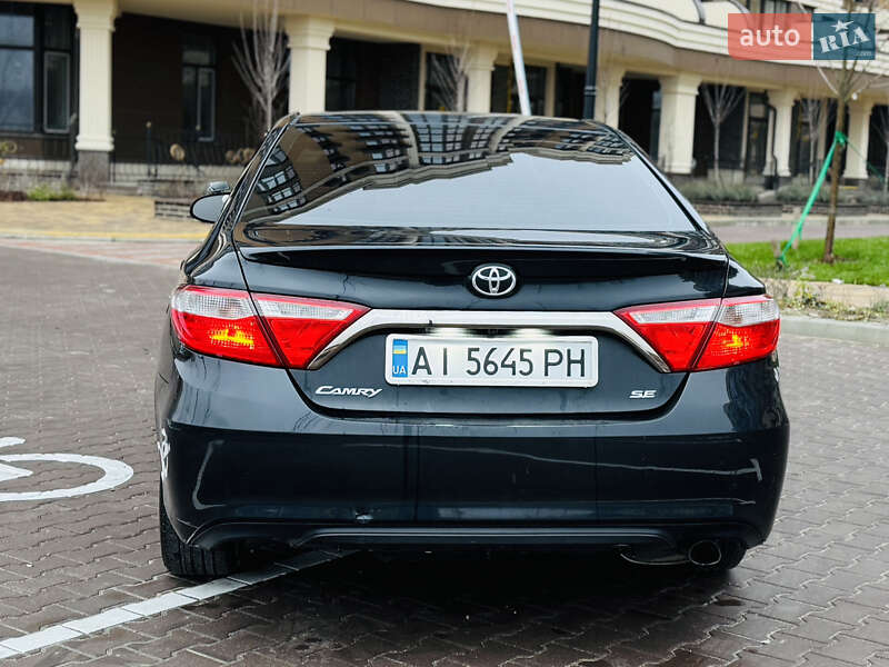 Седан Toyota Camry 2014 в Києві