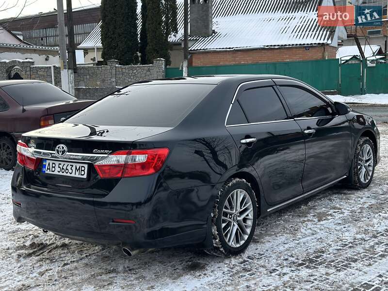 Седан Toyota Camry 2012 в Вінниці
