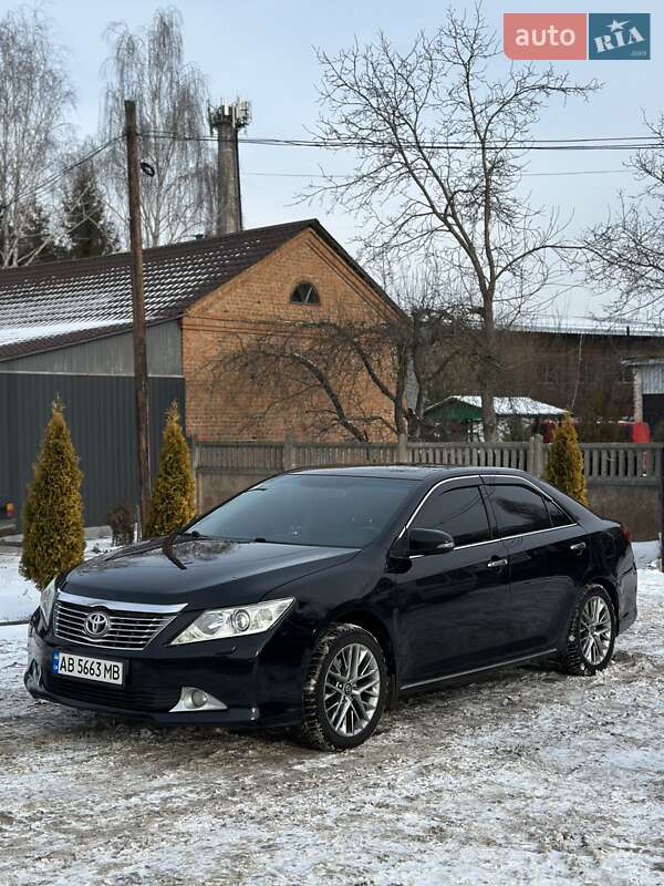 Седан Toyota Camry 2012 в Вінниці