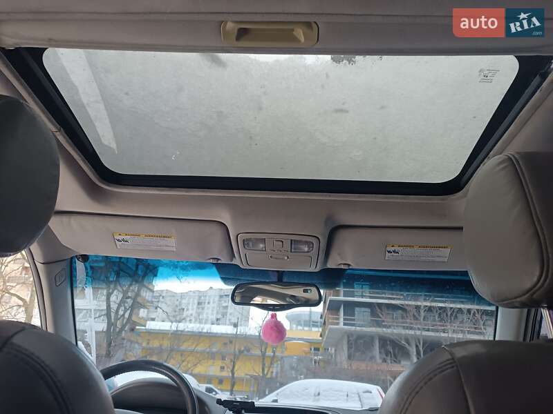 Седан Toyota Camry 2004 в Киеве