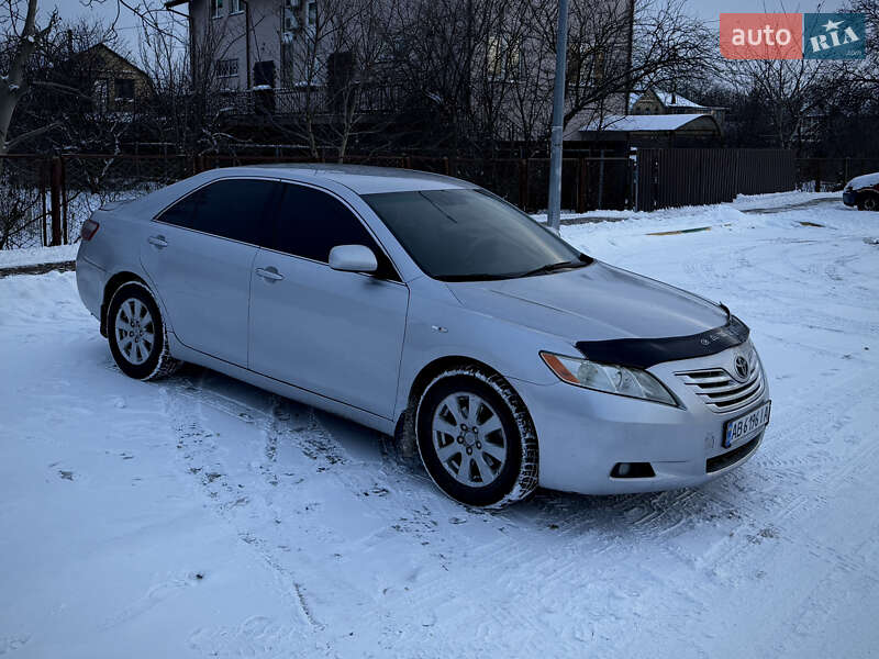Седан Toyota Camry 2007 в Києві