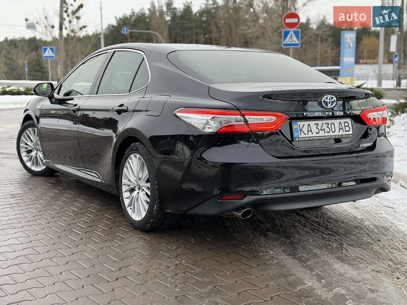 Седан Toyota Camry 2019 в Киеве фото 7 Седан Toyota Camry 2019 в Киеве
