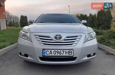 Седан Toyota Camry 2007 в Умані