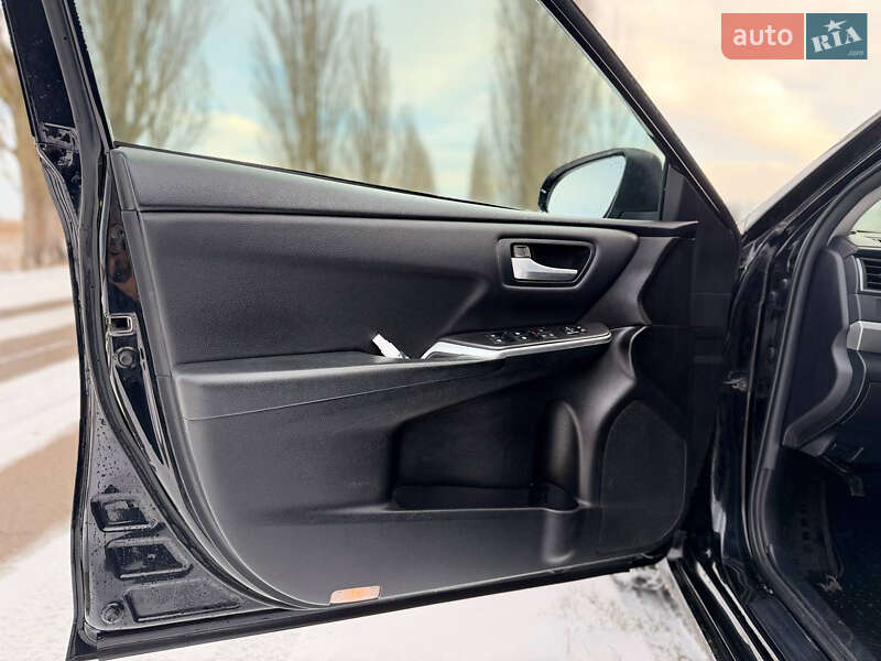 Седан Toyota Camry 2015 в Борисполе фото 16 Седан Toyota Camry 2015 в Борисполе