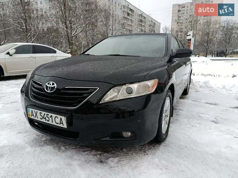 Седан Toyota Camry 2006 в Харькове