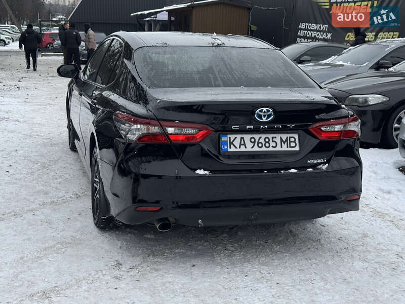 Седан Toyota Camry 2024 в Вінниці