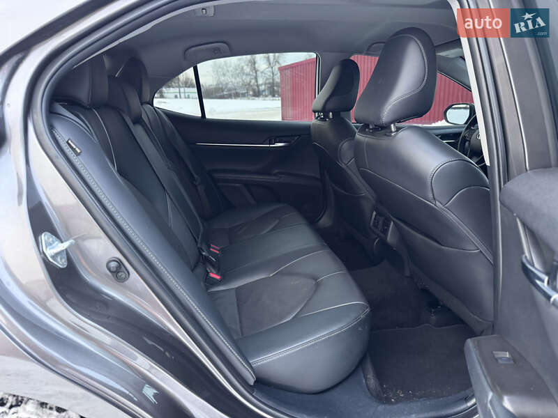 Седан Toyota Camry 2022 в Києві фото 44 Седан Toyota Camry 2022 в Києві