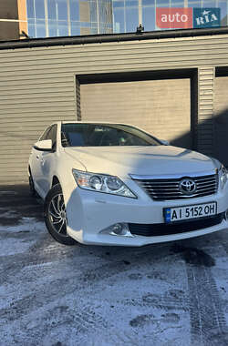 Седан Toyota Camry 2012 в Києві