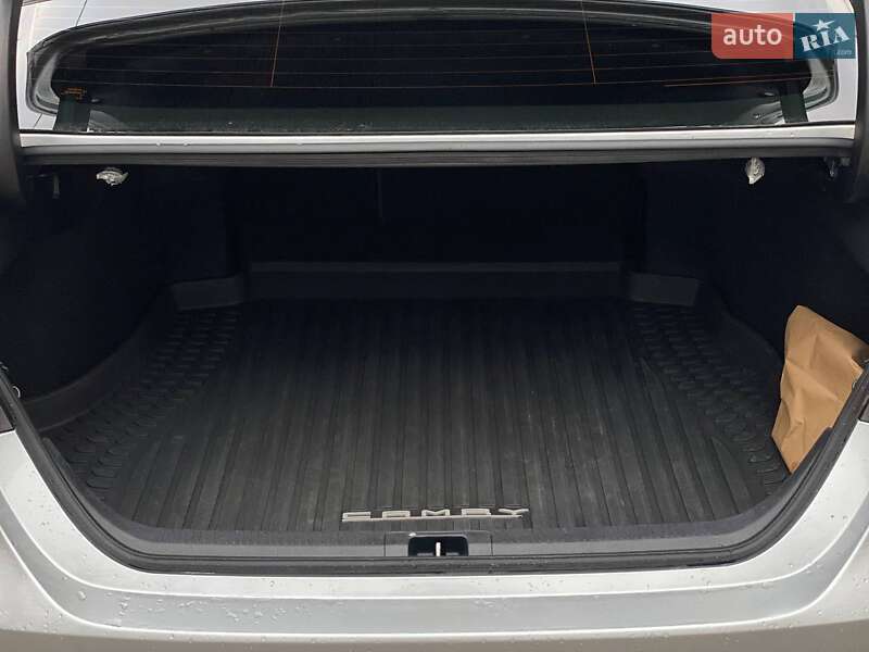 Седан Toyota Camry 2020 в Киеве фото 57 Седан Toyota Camry 2020 в Киеве